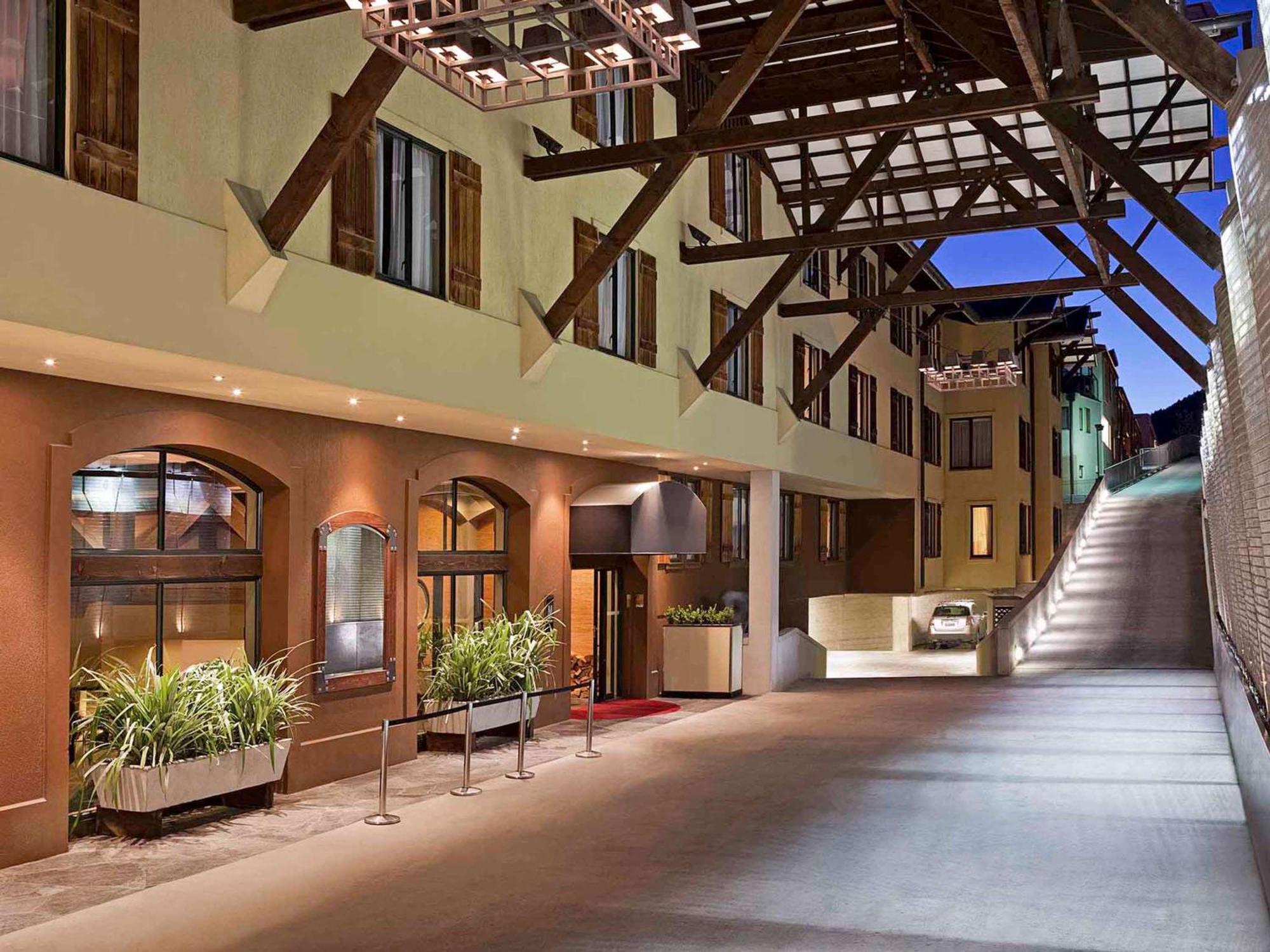 Hotel St Moritz Queenstown - Mgallery By Sofitel Exterior foto The interior of the hotel